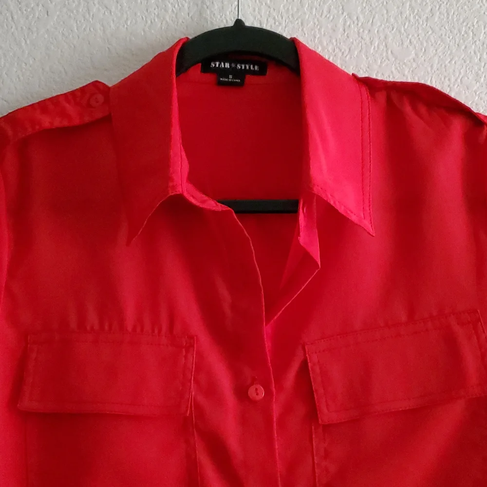 Star Style Blouse - Picture 3 of 4